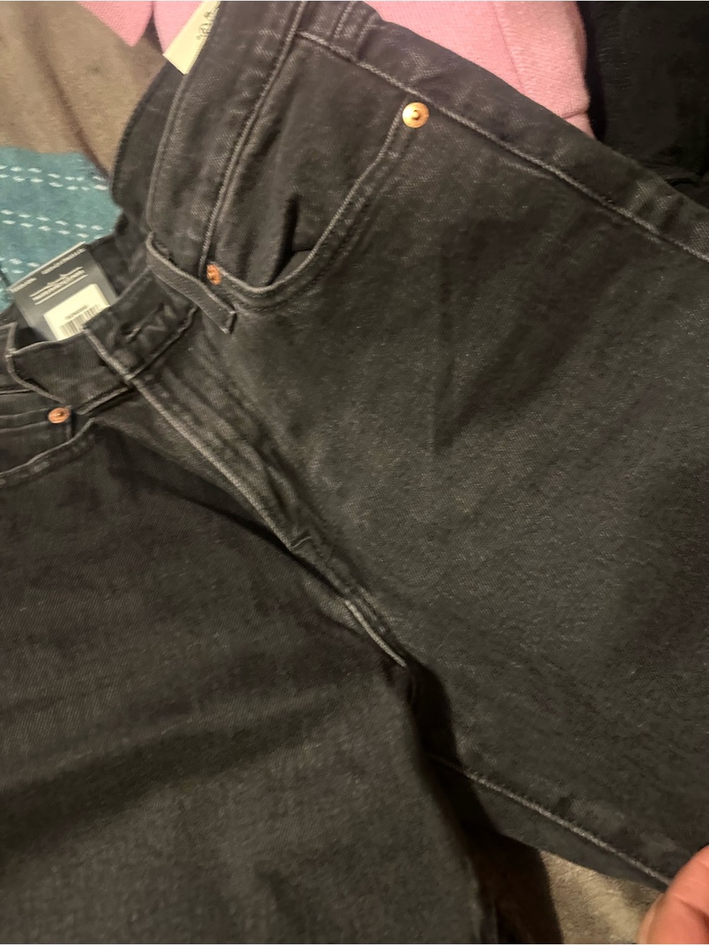 Levi's Black Wedgie Capri Jeans - Women's Ankle Crop - Picture 4 of 4